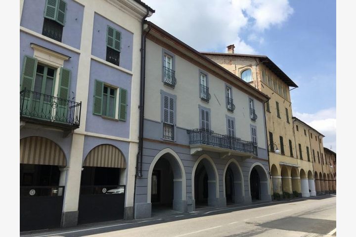 Residenza "Via Vittorio" Cherasco (CN) - Locali commerciali - GB costruzioni
